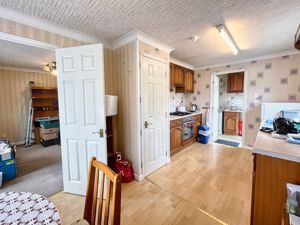 Photo 18- click for photo gallery